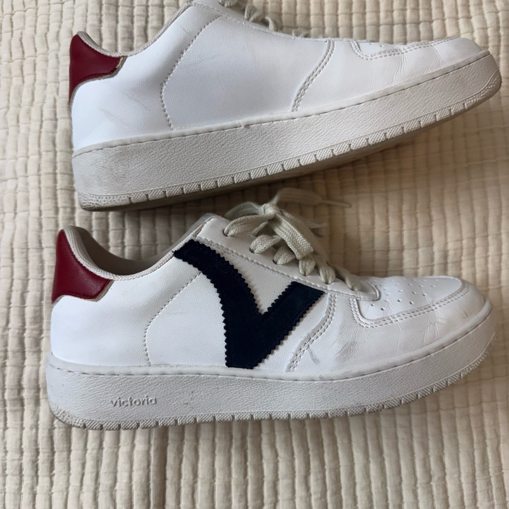 White and Red Womens Victoria Sneakers